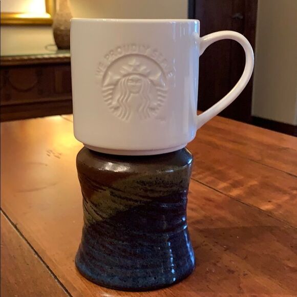 Starbucks 2012 white embossed mug. - Picture 1 of 4